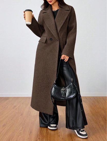 This long wool coat features casual lapels. Warm and comfortable, it is a must‑have for everyday wear, office outfits and the back‑to‑school season.